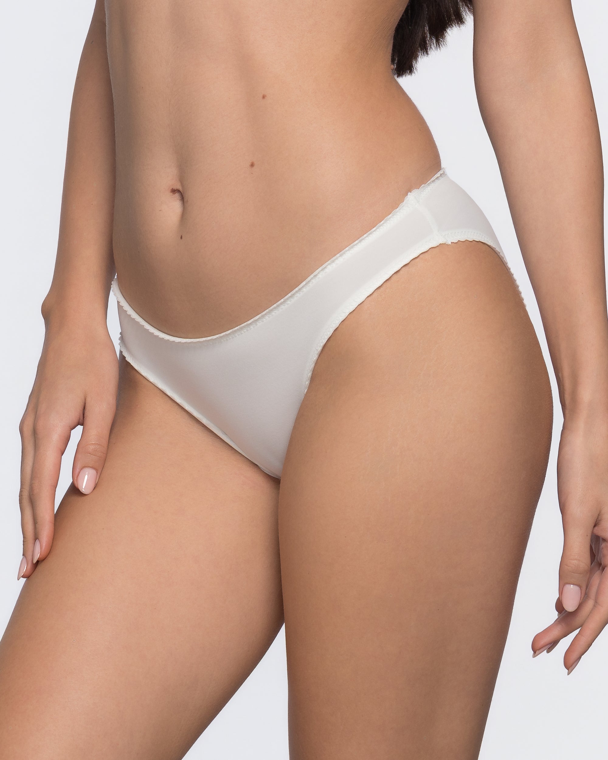 Léa Bikini - Low-rise perfection - Ivory