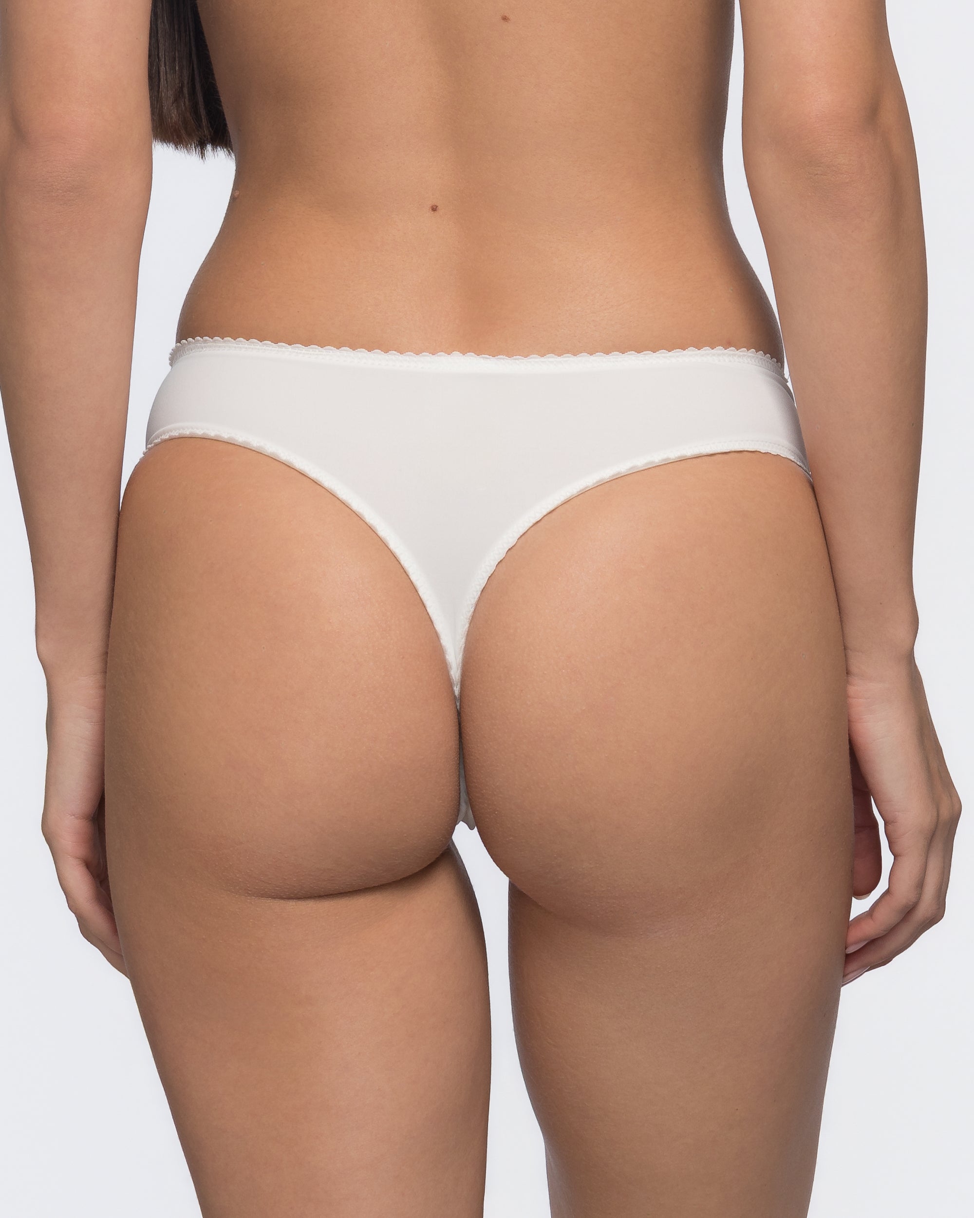 Léa Thong - The barely-there essential - Ivory